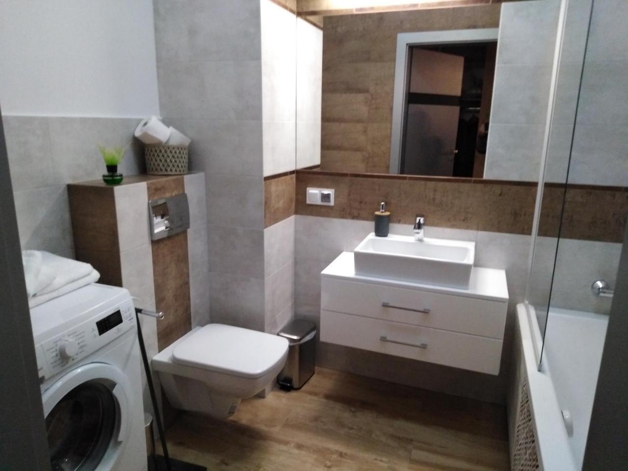 Apartamenty Via Marina Wrocław Extérieur photo